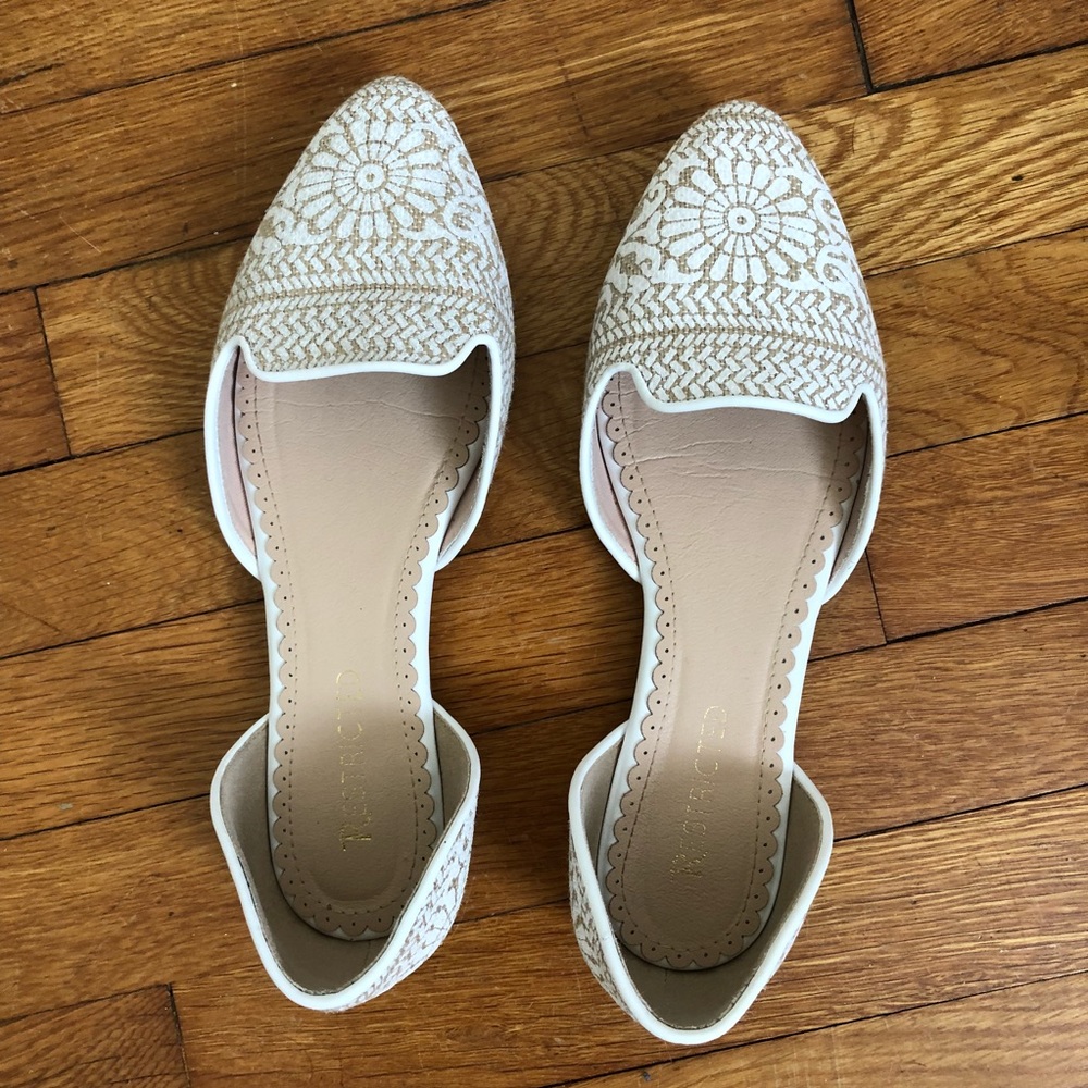 Super cute summer flats!